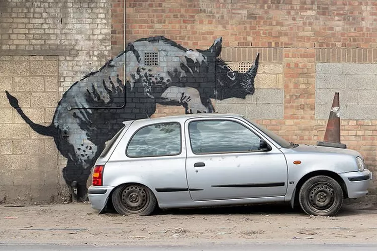 Banksy dévoile sa nouvelle œuvre d'art sur le rhinocéros le 12 août 2024